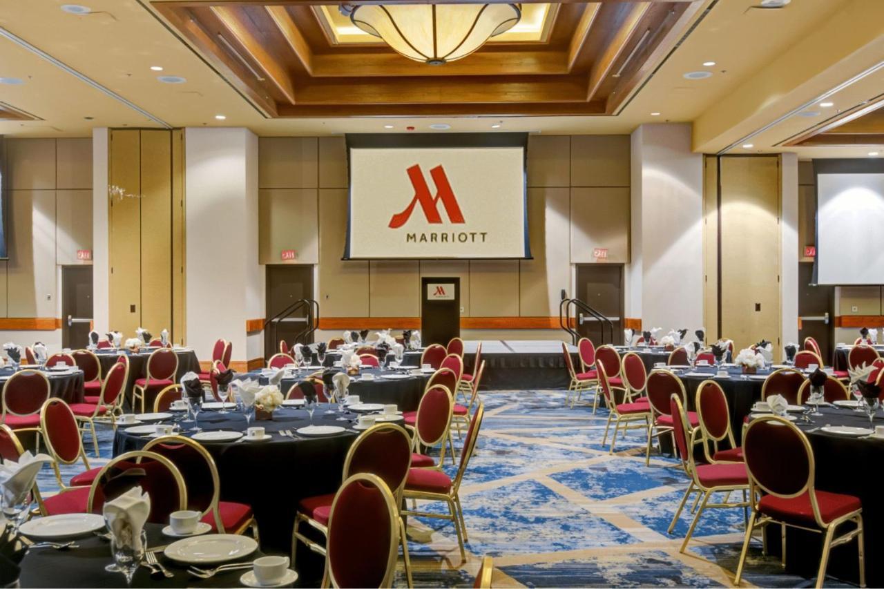 Tulsa Marriott Southern Hills Екстер'єр фото