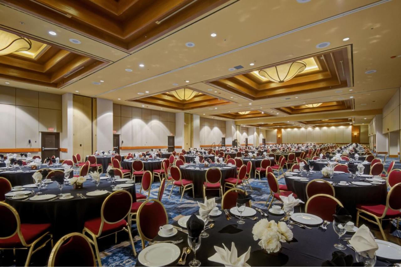 Tulsa Marriott Southern Hills Екстер'єр фото