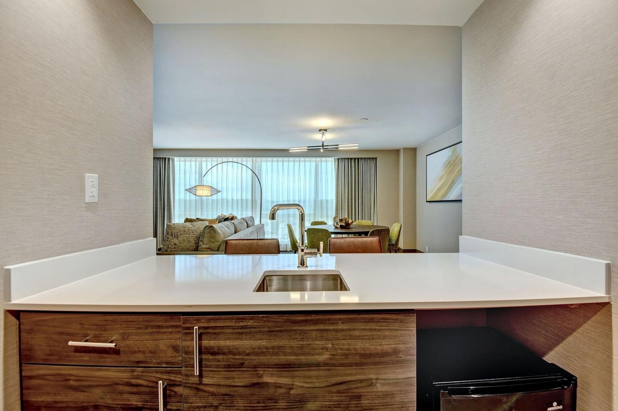 Tulsa Marriott Southern Hills Екстер'єр фото