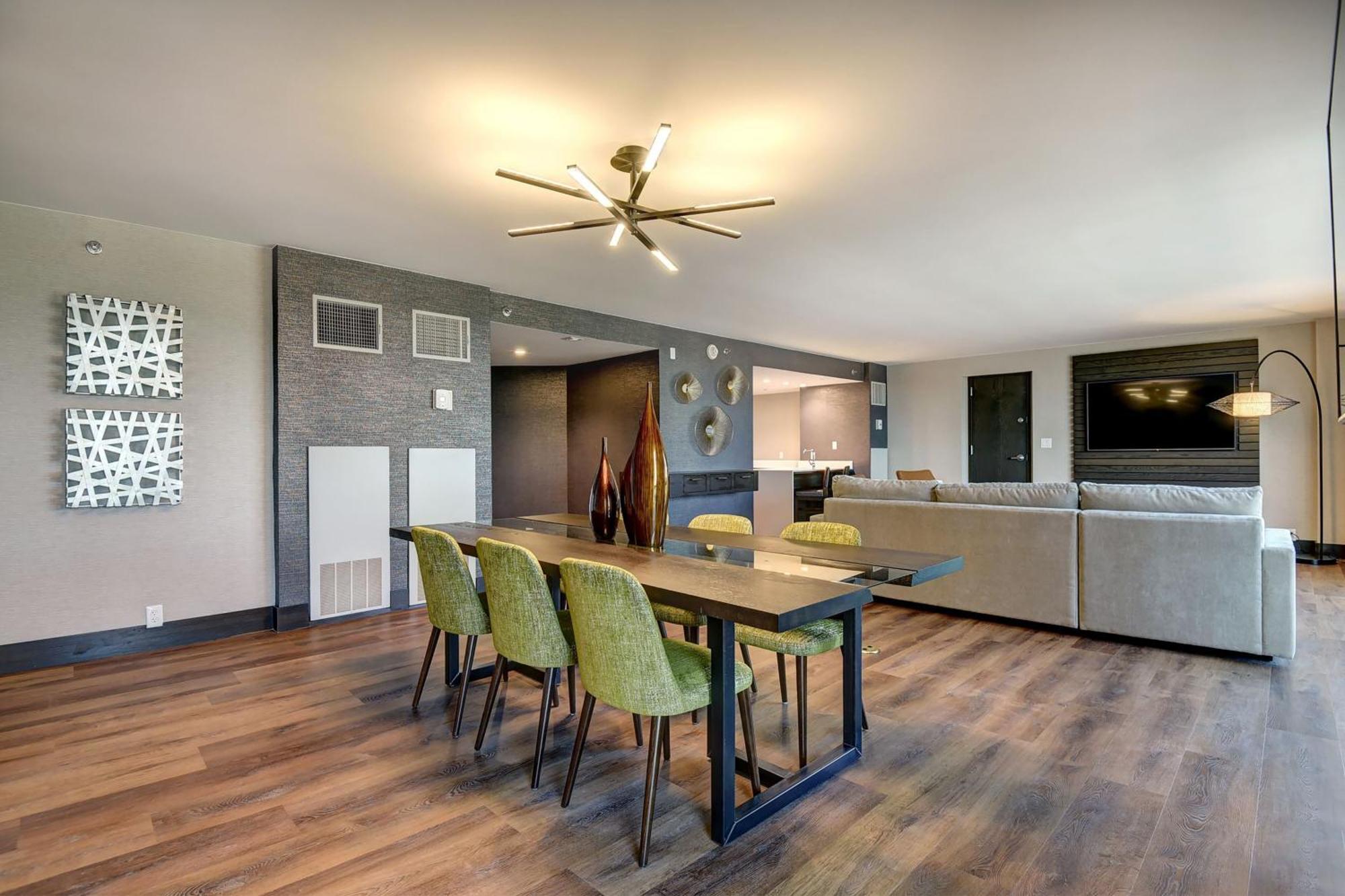Tulsa Marriott Southern Hills Екстер'єр фото
