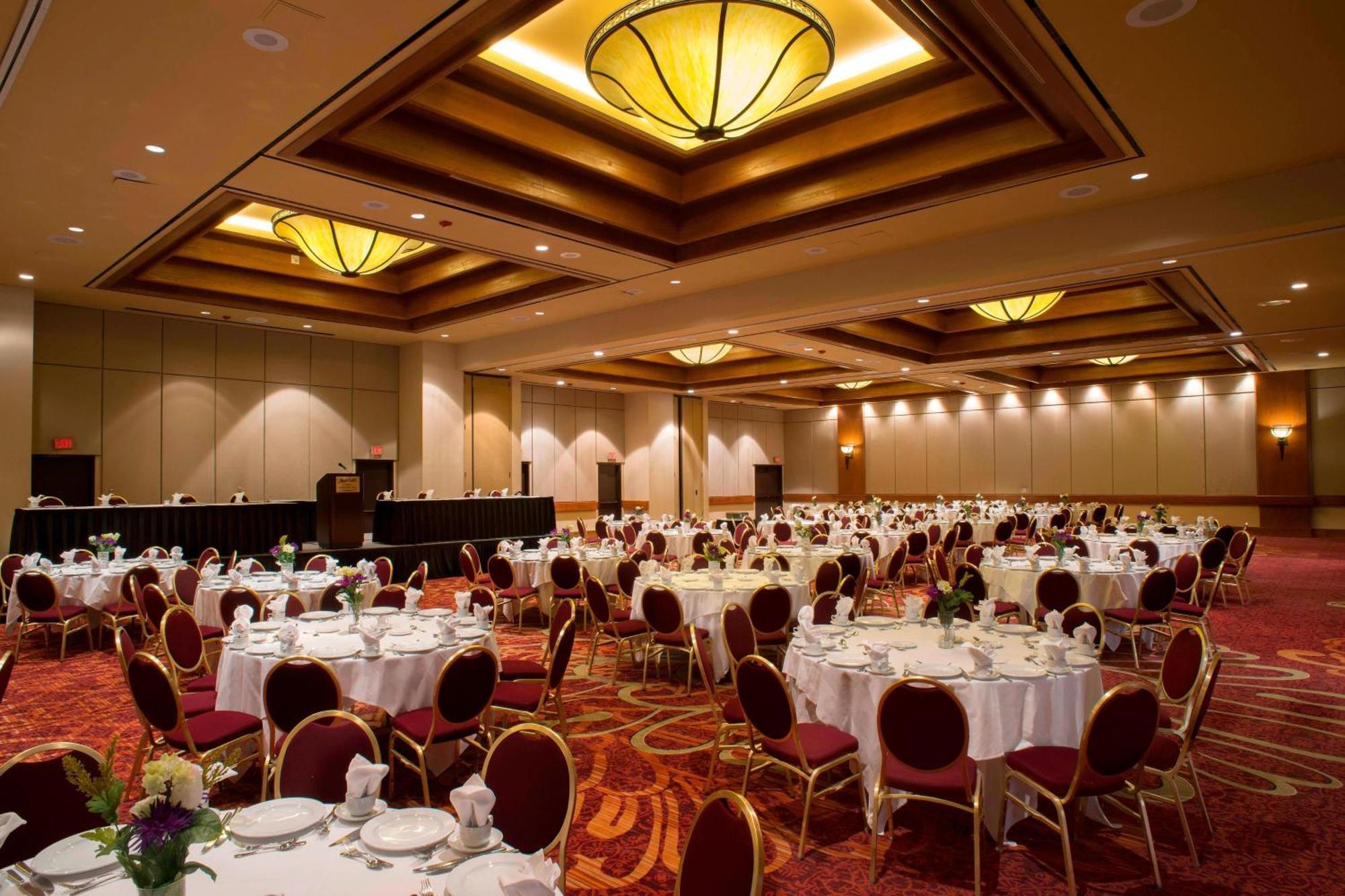 Tulsa Marriott Southern Hills Екстер'єр фото