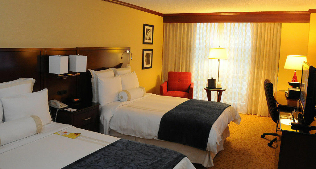 Tulsa Marriott Southern Hills Екстер'єр фото